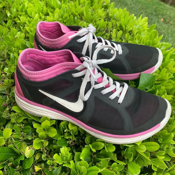 Nike Shoes - Nike Lunarlons